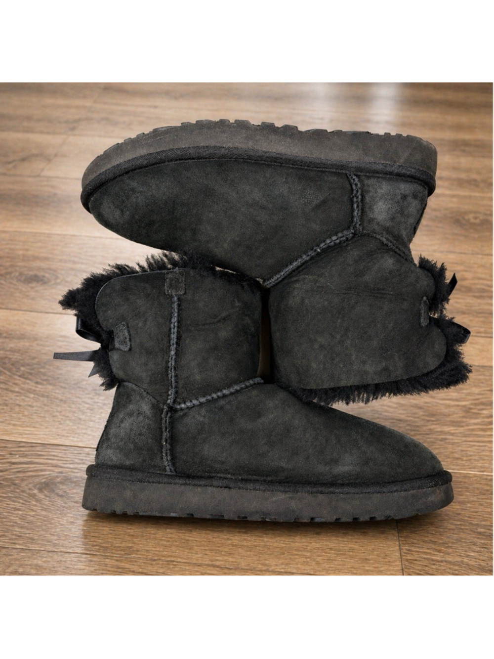 UGG Mini Bailey Bow II Black Boots Womens Size 7 Suede Shearling